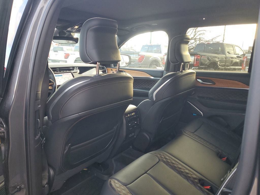 2022 Jeep Grand Cherokee Summit Reserve 4xe