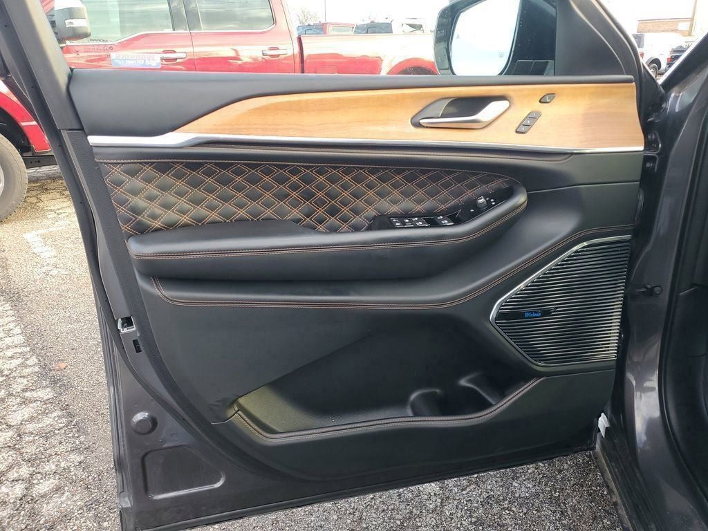 2022 Jeep Grand Cherokee Summit Reserve 4xe