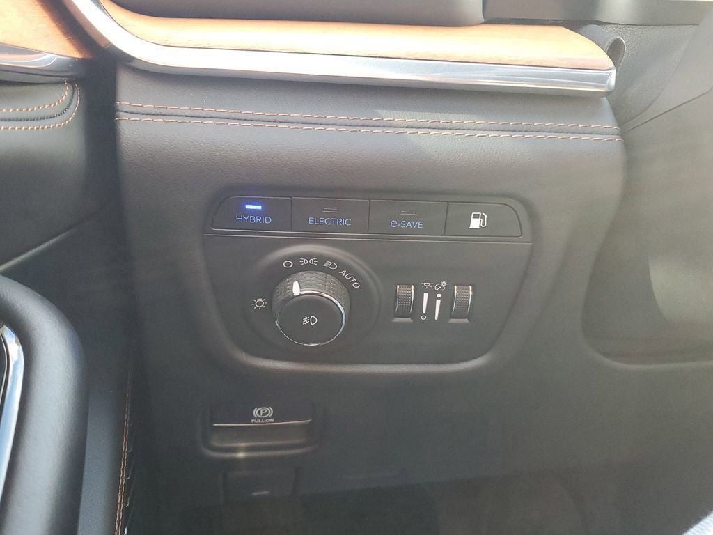 2022 Jeep Grand Cherokee Summit Reserve 4xe