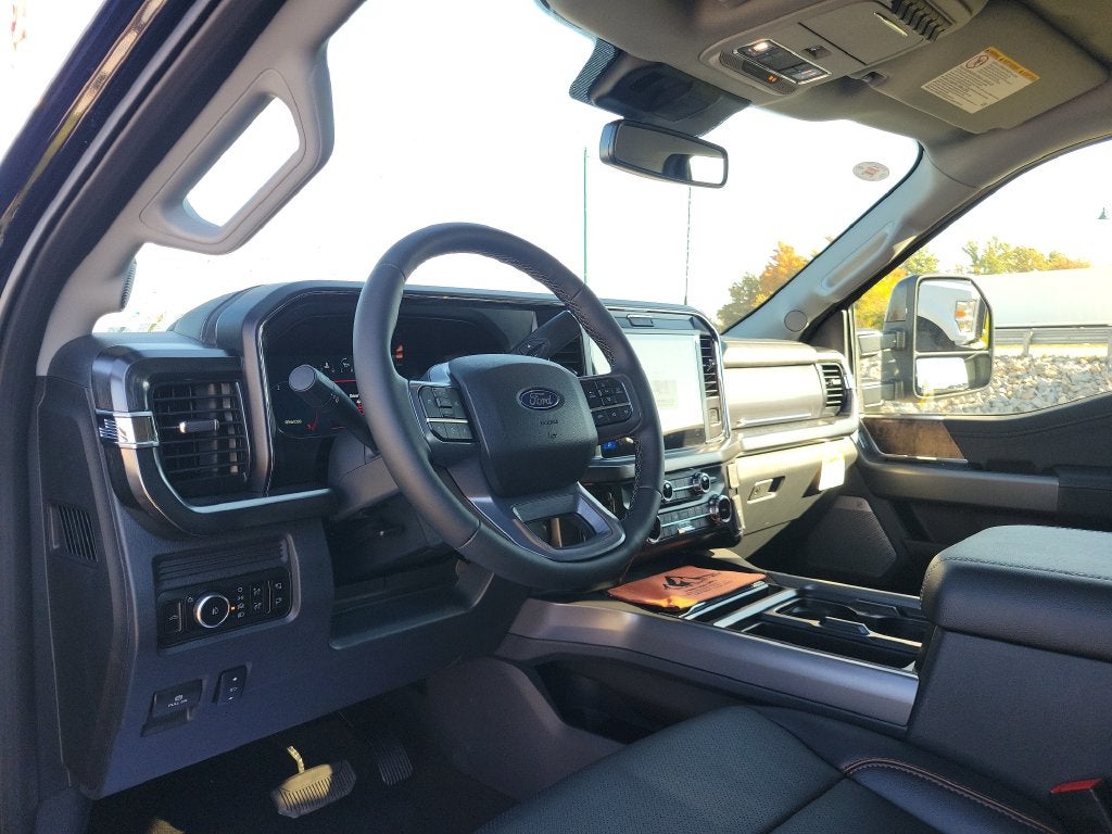 2027 Ford F-450SD Lariat DRW