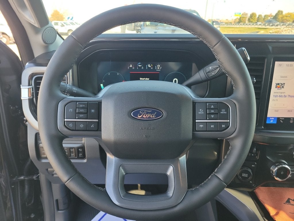 2027 Ford F-450SD Lariat DRW