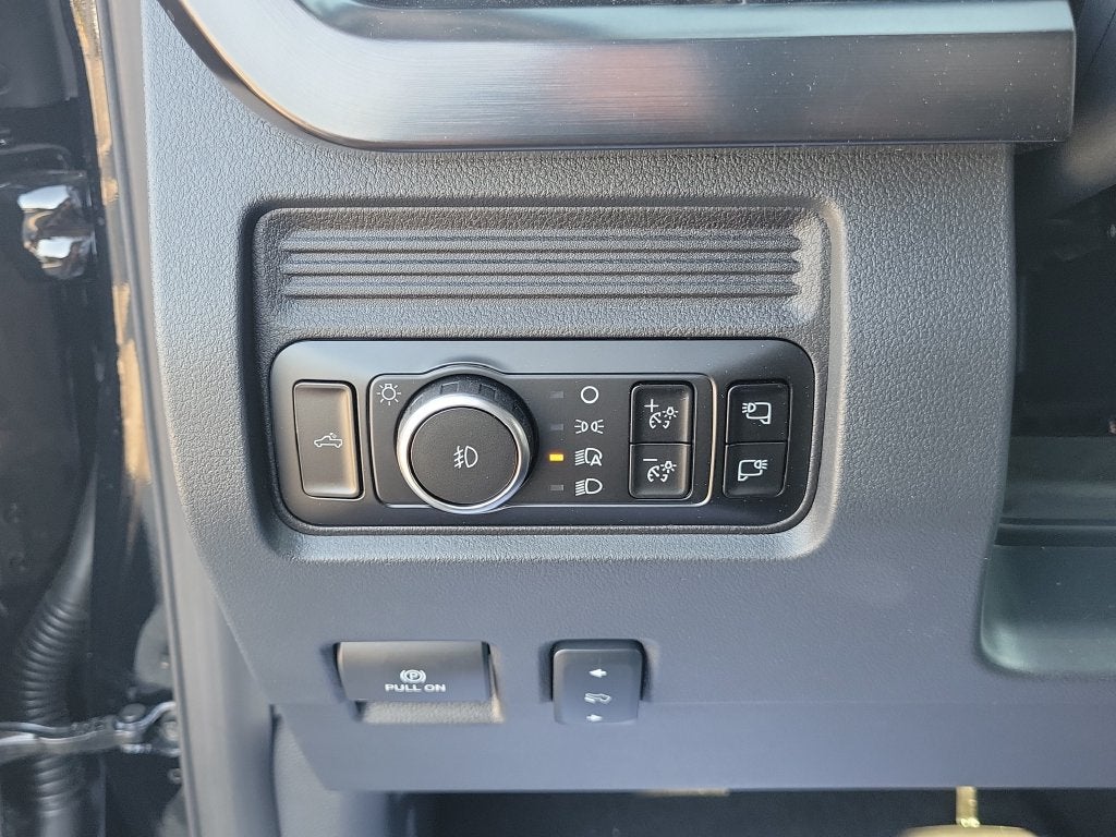 2027 Ford F-450SD Lariat DRW