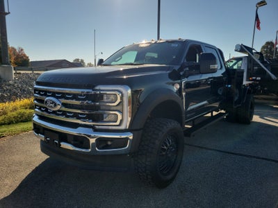2027 Ford F-450SD Lariat DRW