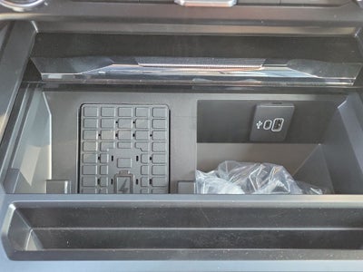 2027 Ford F-450SD Lariat DRW