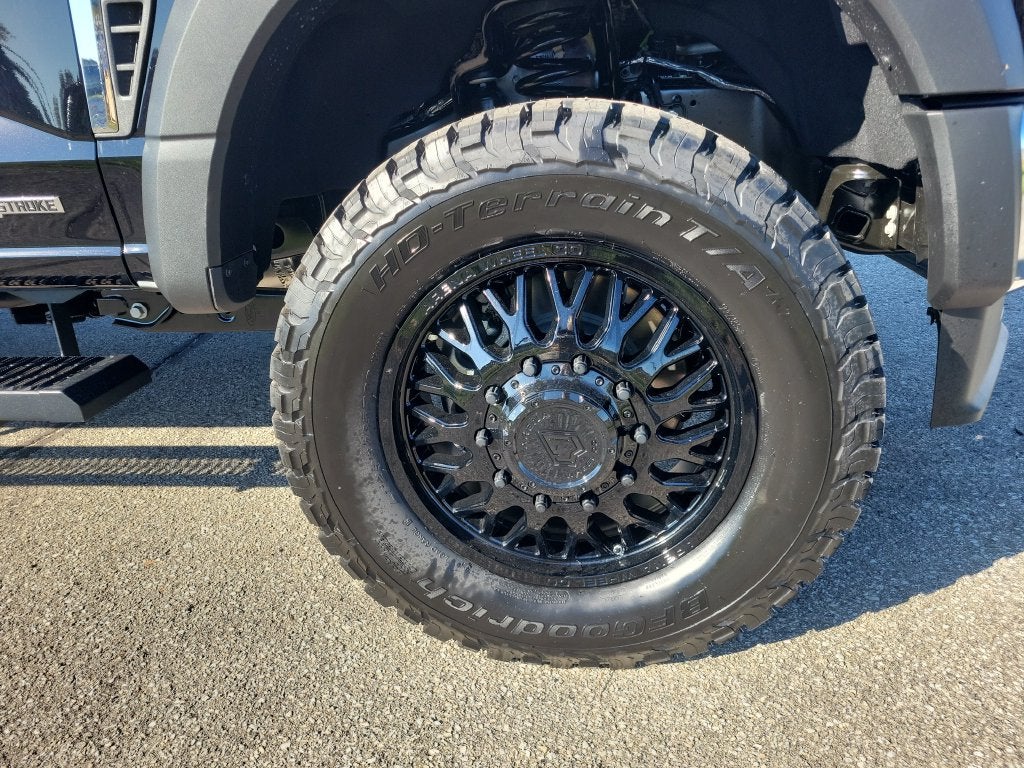 2027 Ford F-450SD Lariat DRW