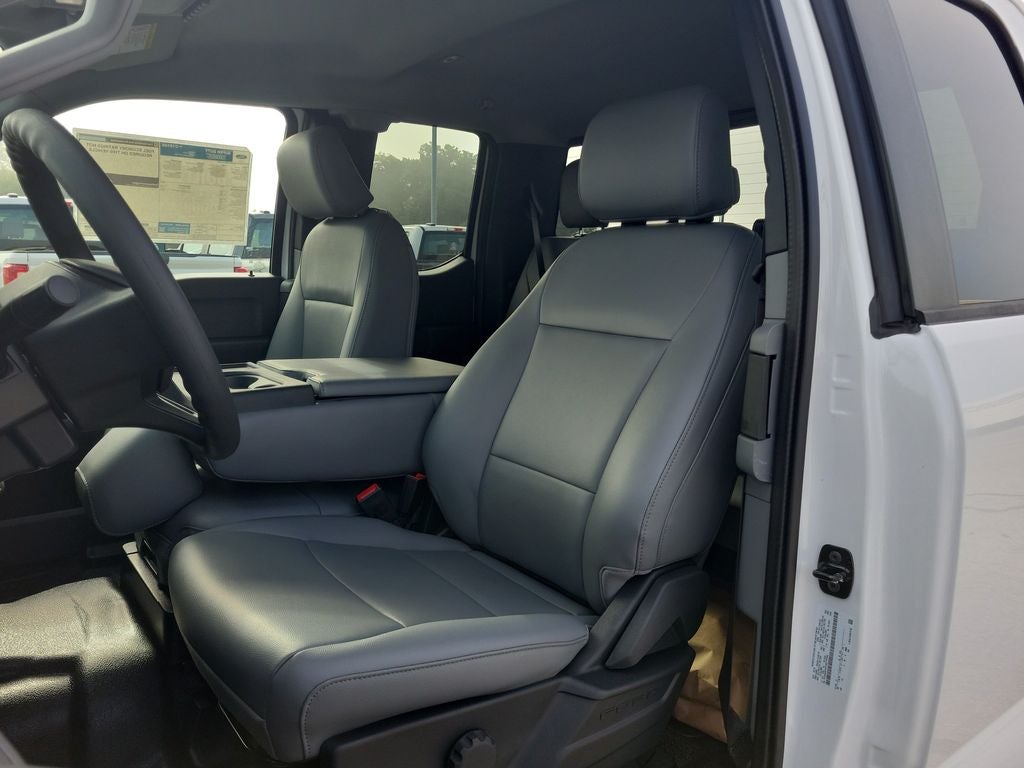 2027 Ford F-450SD XL DRW