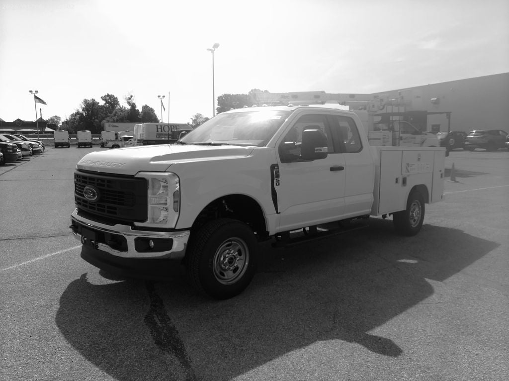 2026 Ford F-250 XL 4x4 SuperCab 8' Box's photo