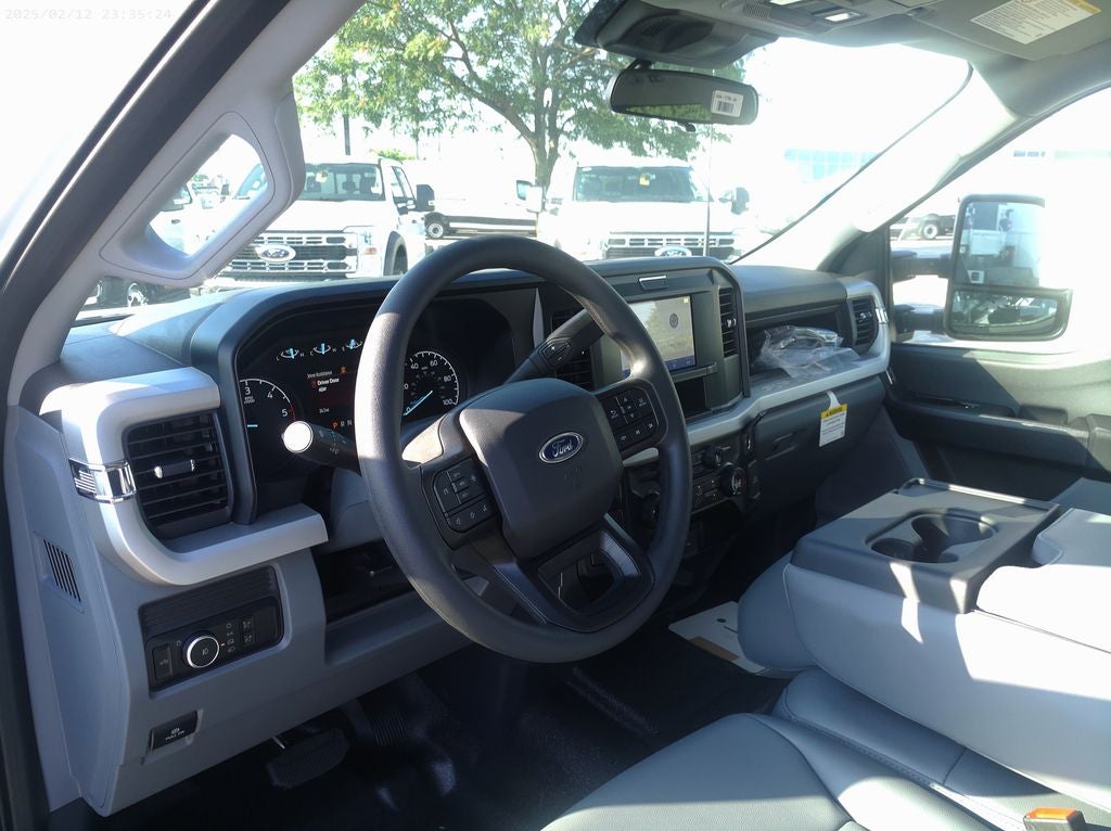 2025 Ford F-350SD XL DRW