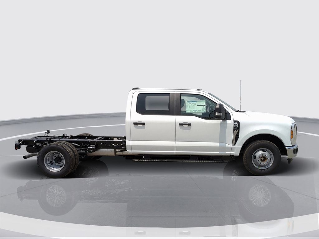 2025 Ford F-350SD XL DRW