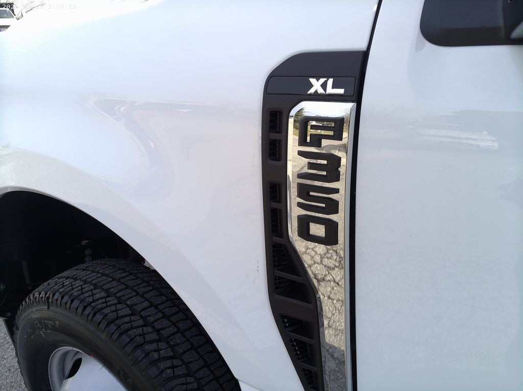 2026 Ford F-350SD XL DRW