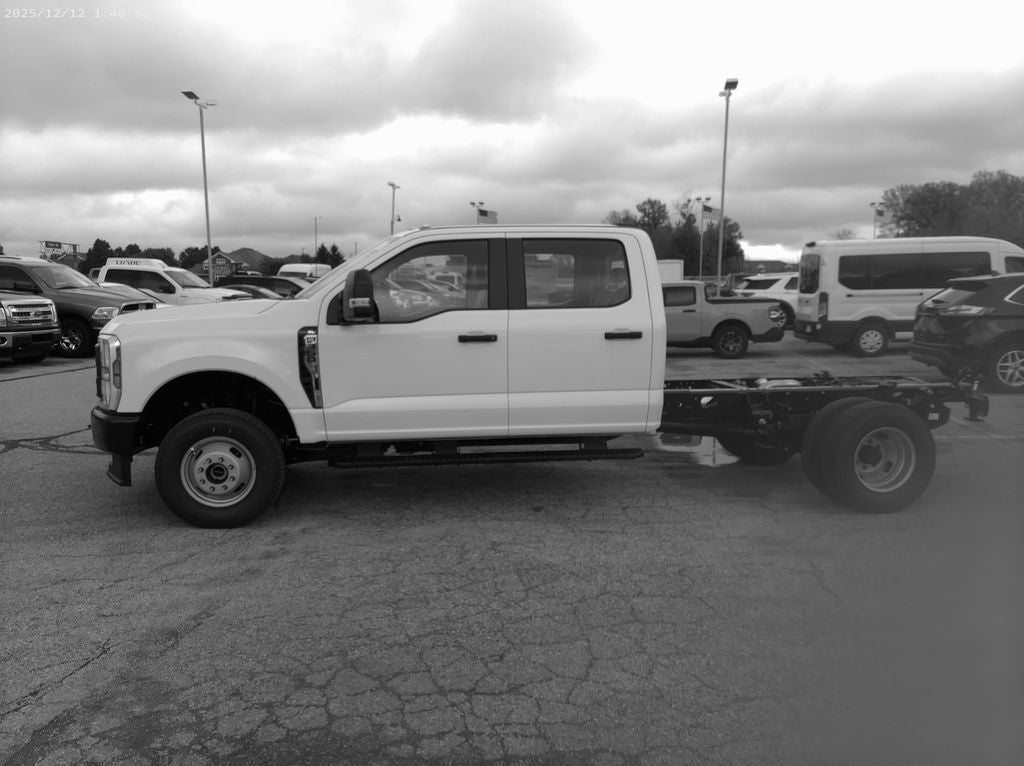 2026 Ford F-350SD XL DRW