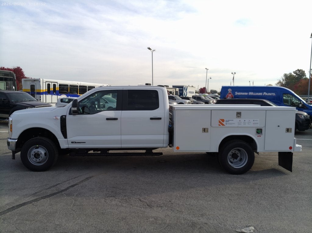 2027 Ford F-350SD XL DRW