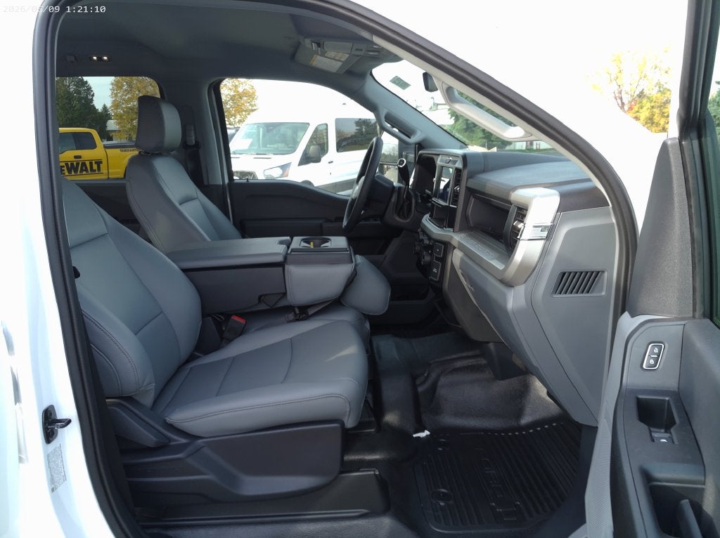 2027 Ford F-350SD XL DRW
