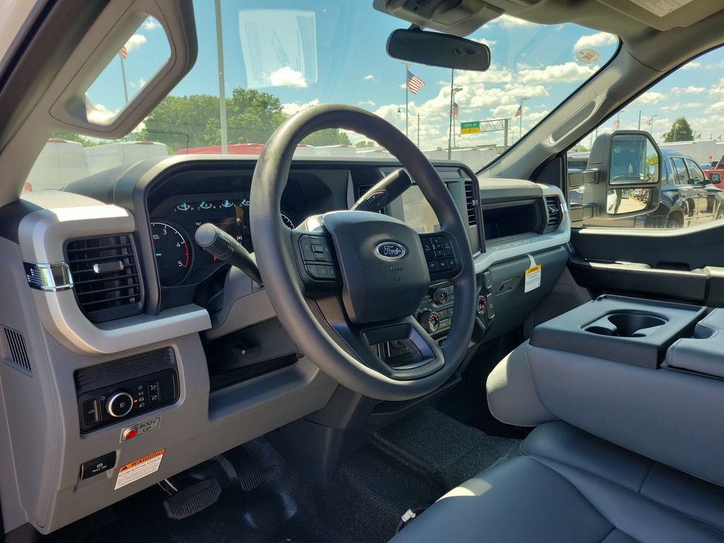 2026 Ford F-350SD XL DRW