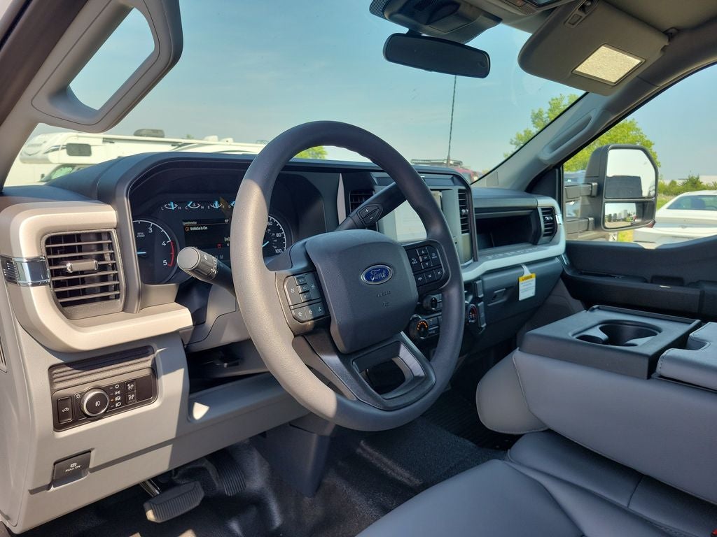 2026 Ford F-350SD XL DRW