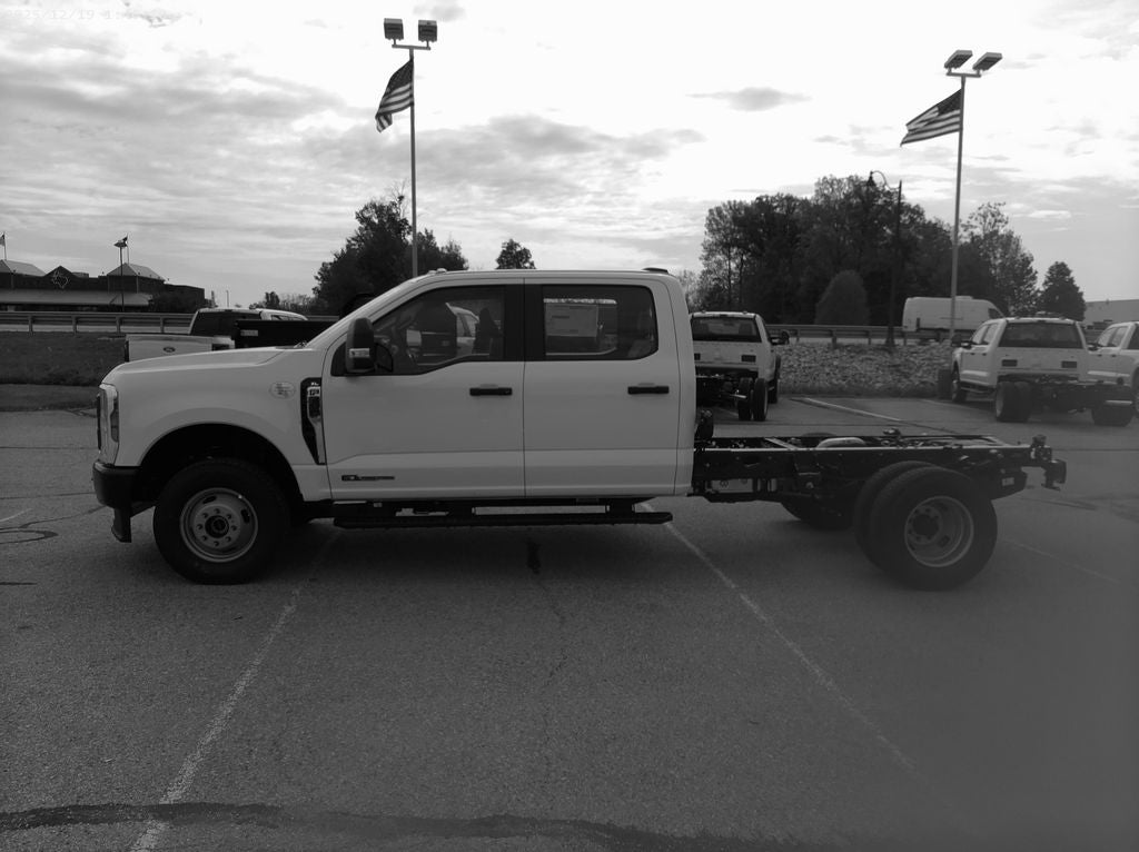 2026 Ford F-350SD XL DRW