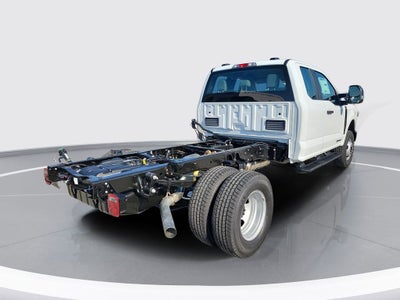 2027 Ford F-350SD XL DRW
