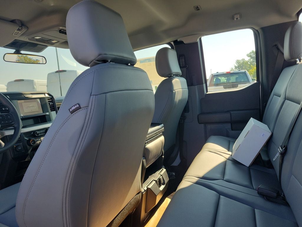 2027 Ford F-350SD XL DRW