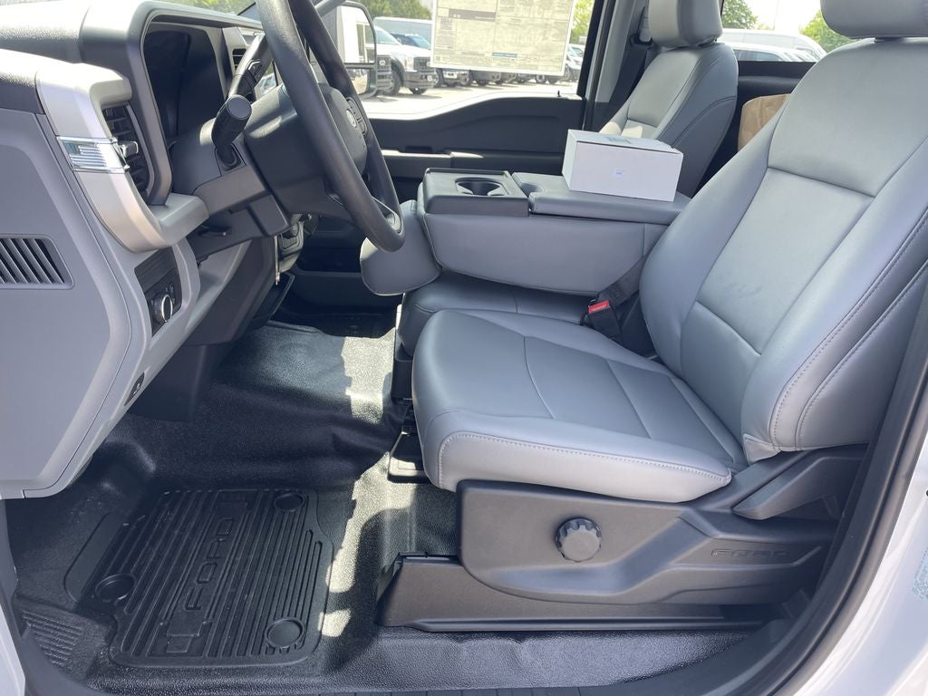 2025 Ford F-550SD XL DRW