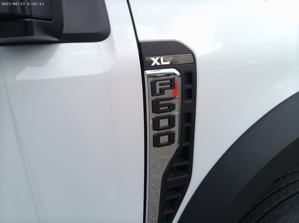 2025 Ford F-600SD XL