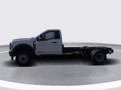 2025 Ford F-600SD XL