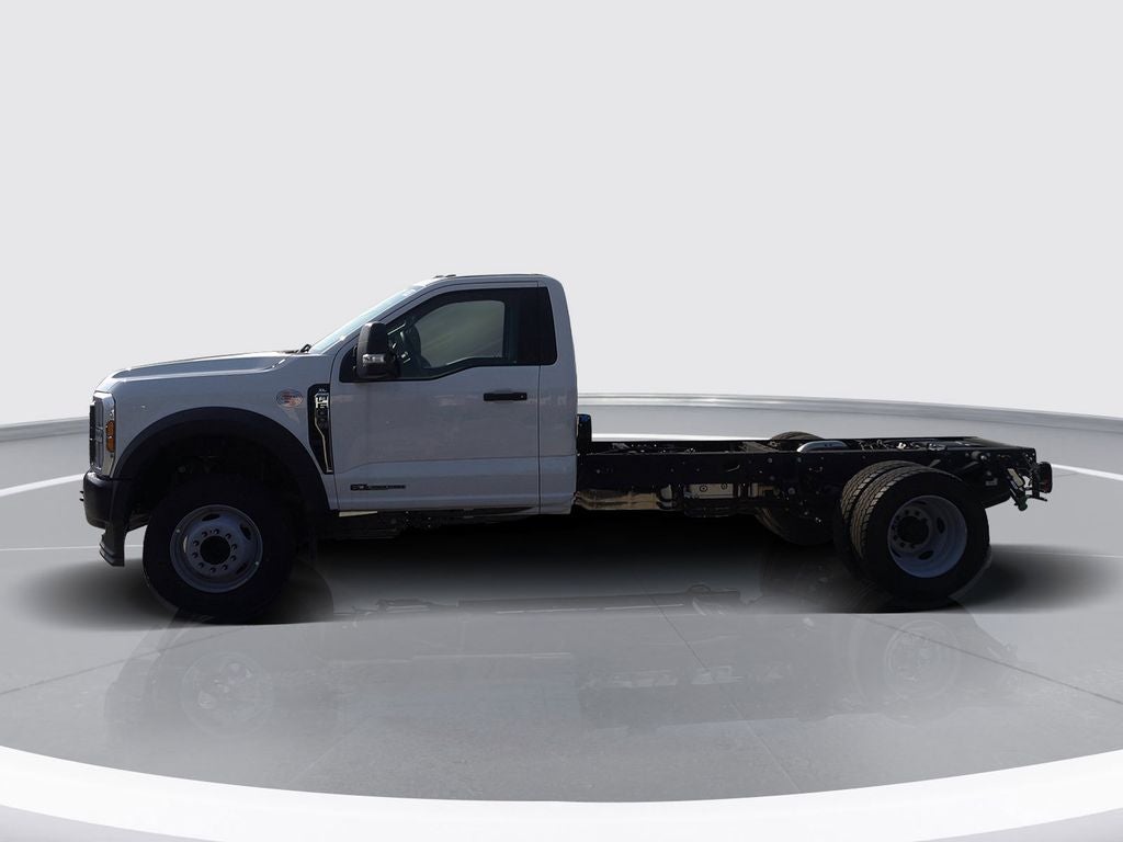 2025 Ford F-600SD XL