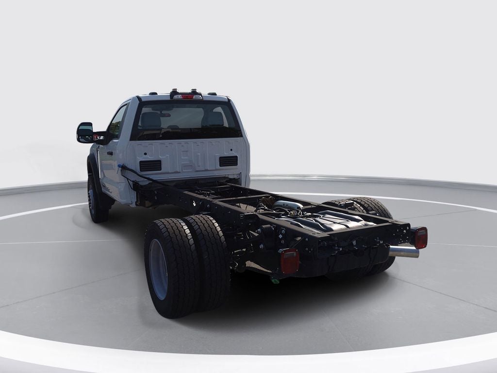 2025 Ford F-600SD XL