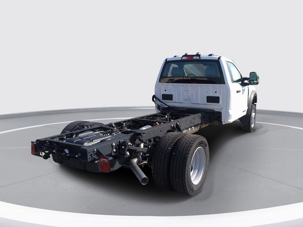 2025 Ford F-600SD XL