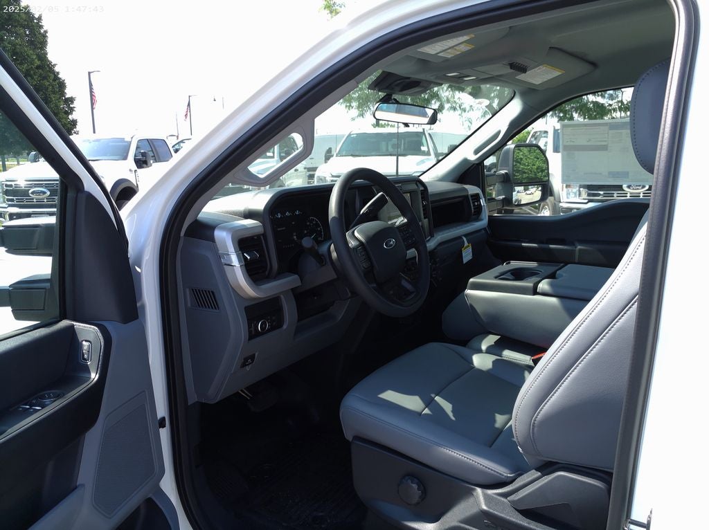 2025 Ford F-350SD XL DRW
