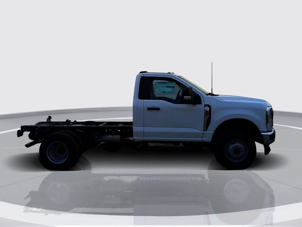 2025 Ford F-350SD XL DRW
