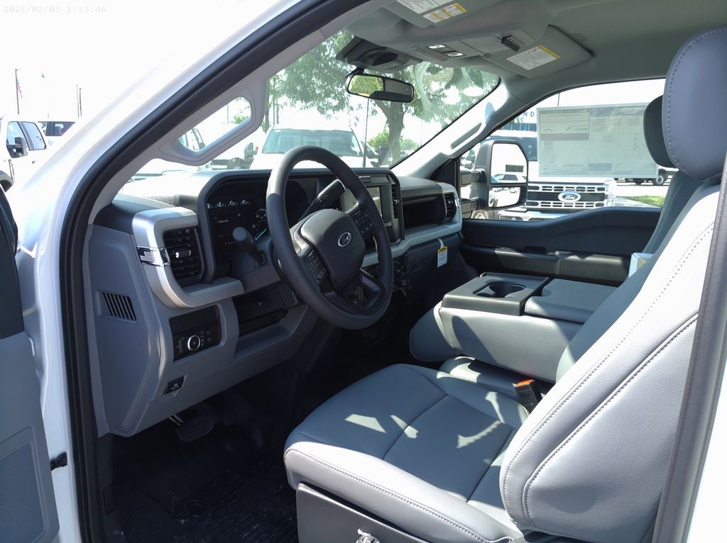 2025 Ford F-350SD XL 169 WB