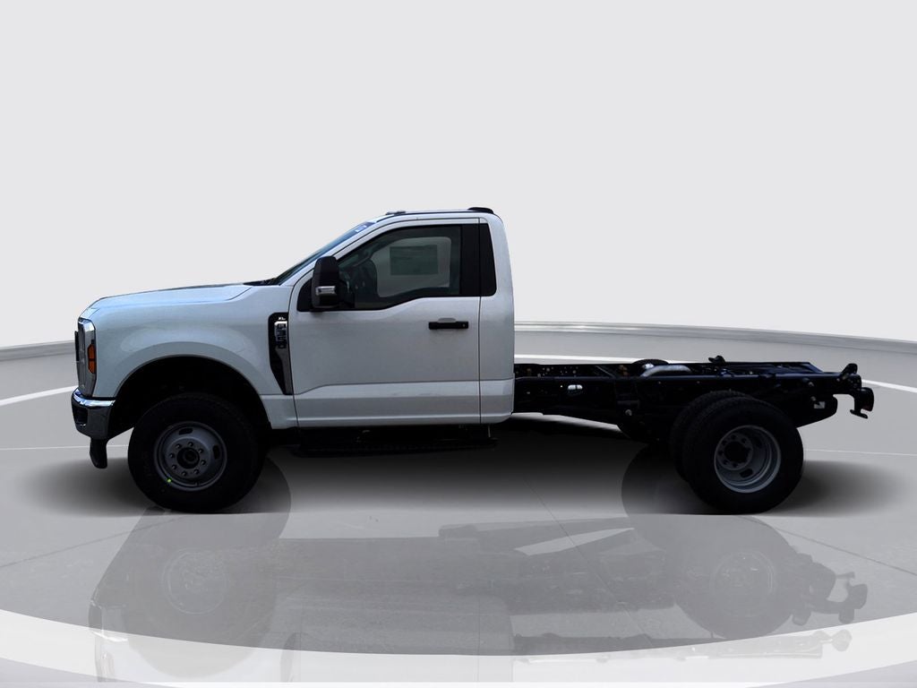 2025 Ford F-350SD XL DRW