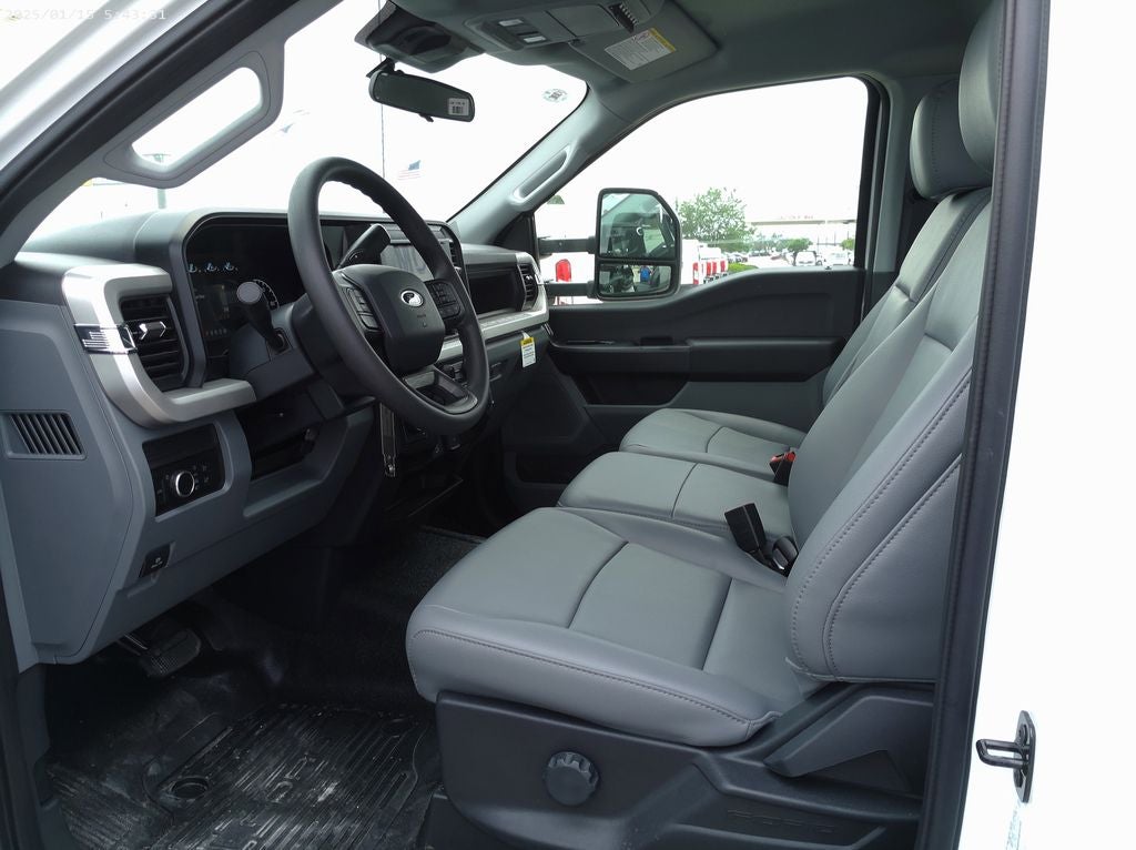 2025 Ford F-350SD XL DRW