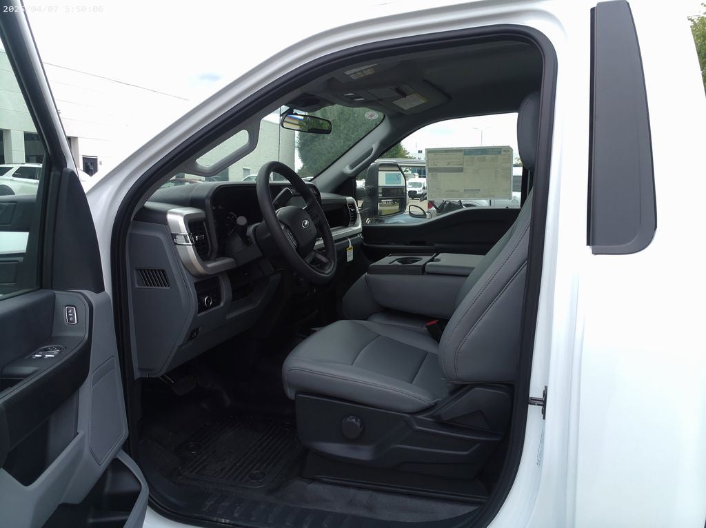 2025 Ford F-350SD XL 169 WB