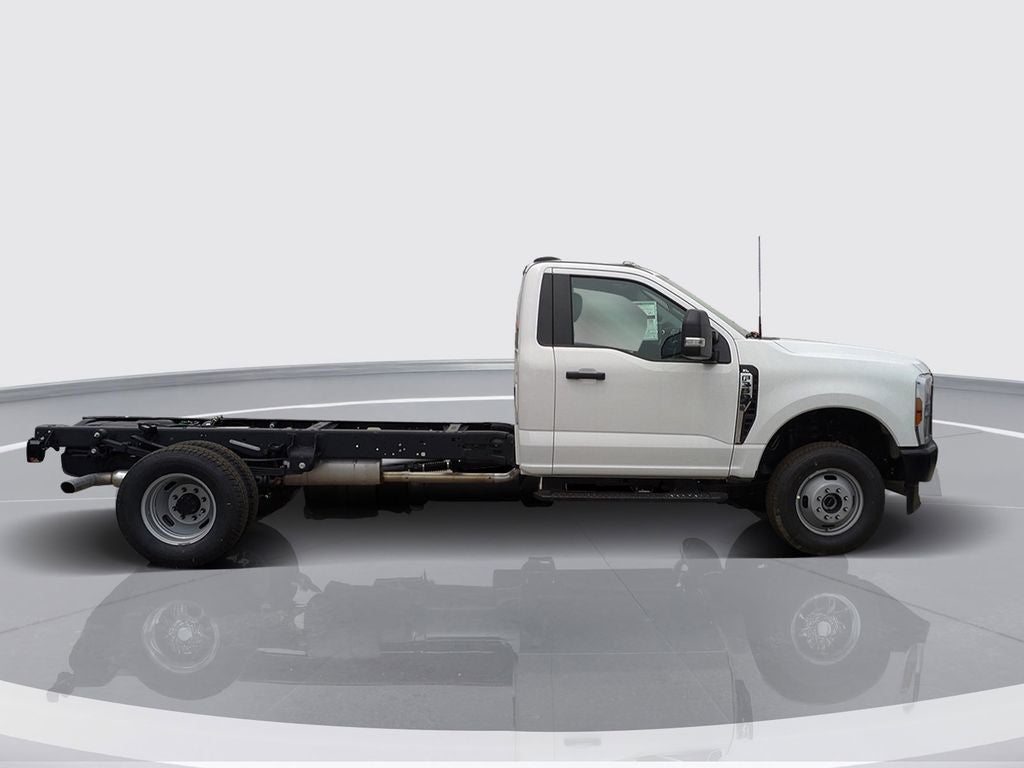 2025 Ford F-350SD XL DRW