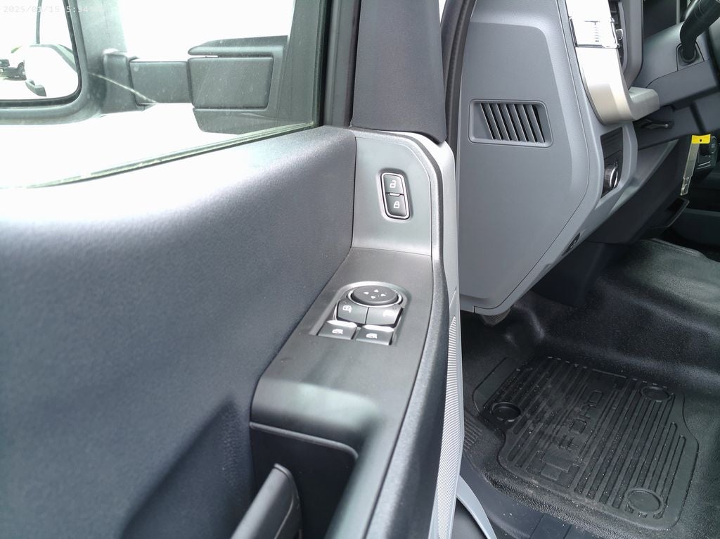 2025 Ford F-350SD XL DRW