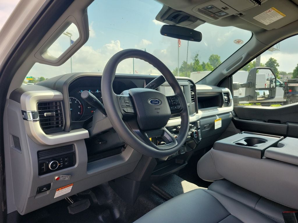 2026 Ford F-550SD XL DRW