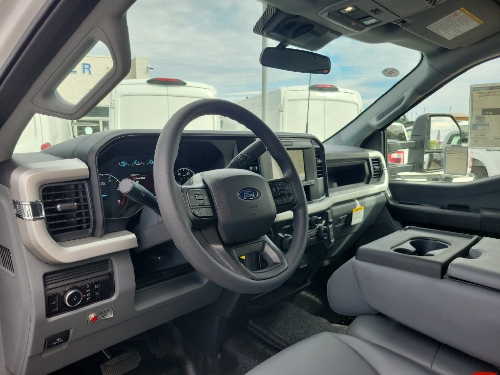 2027 Ford F-550SD XL DRW
