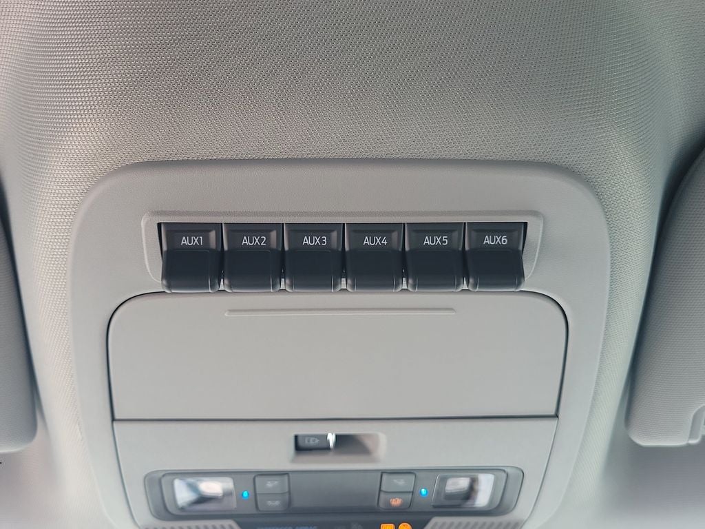 2027 Ford F-550SD XL DRW