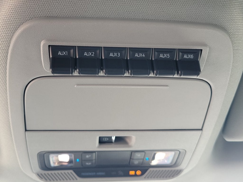 2027 Ford F-550SD XL DRW