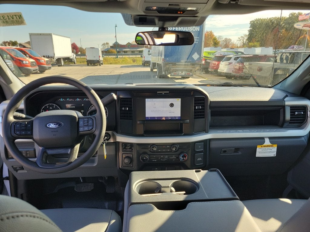 2027 Ford F-550SD XL DRW
