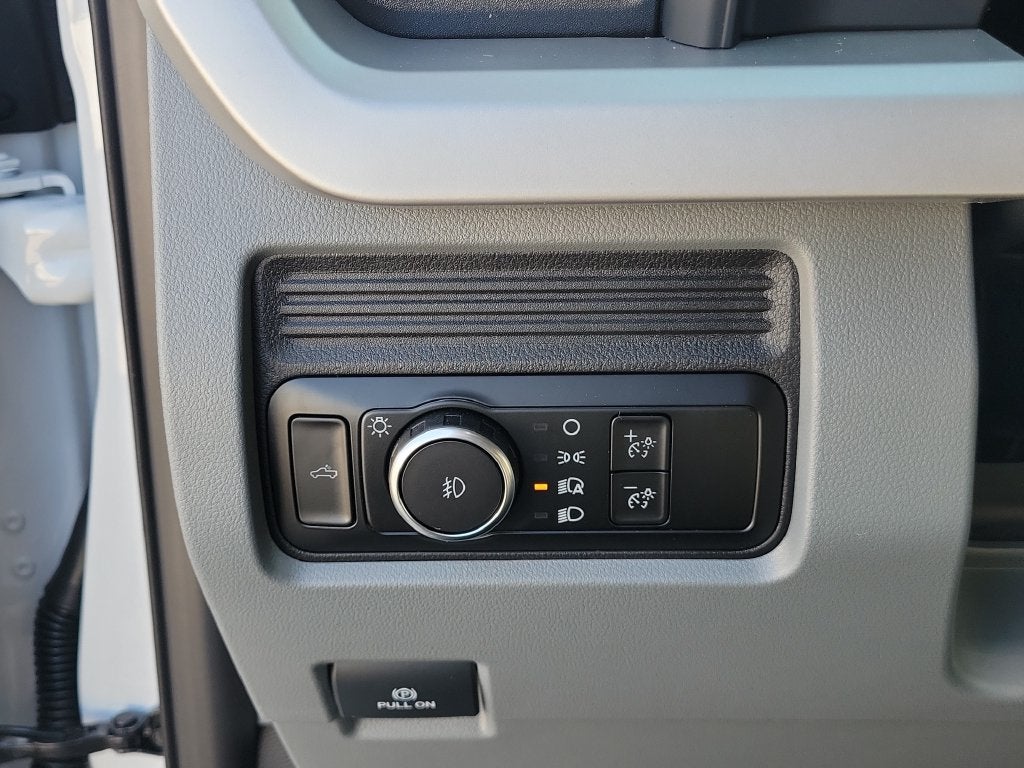 2027 Ford F-550SD XL DRW
