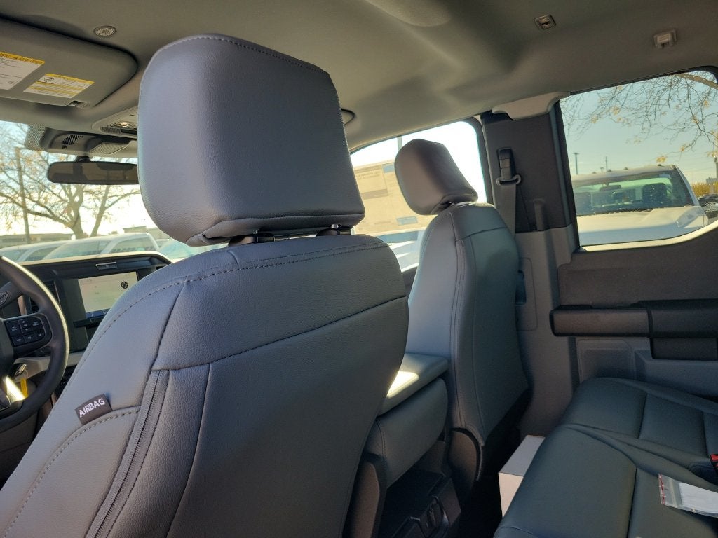 2027 Ford F-550SD XL DRW