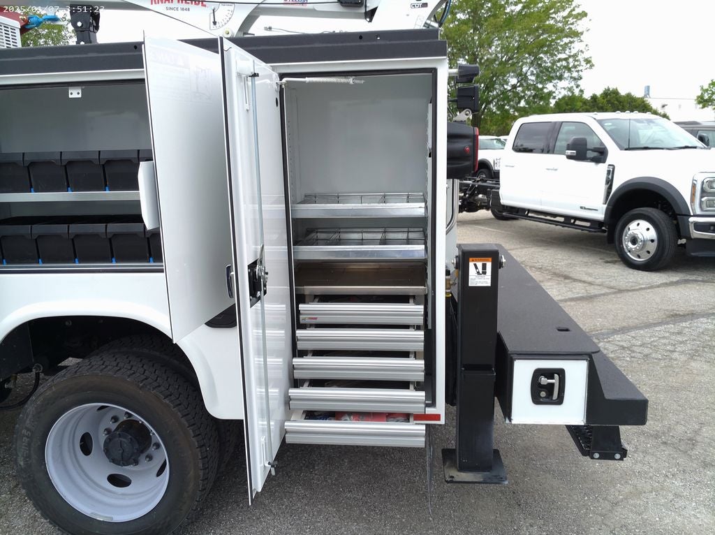 2024 Ford F-550SD XL DRW