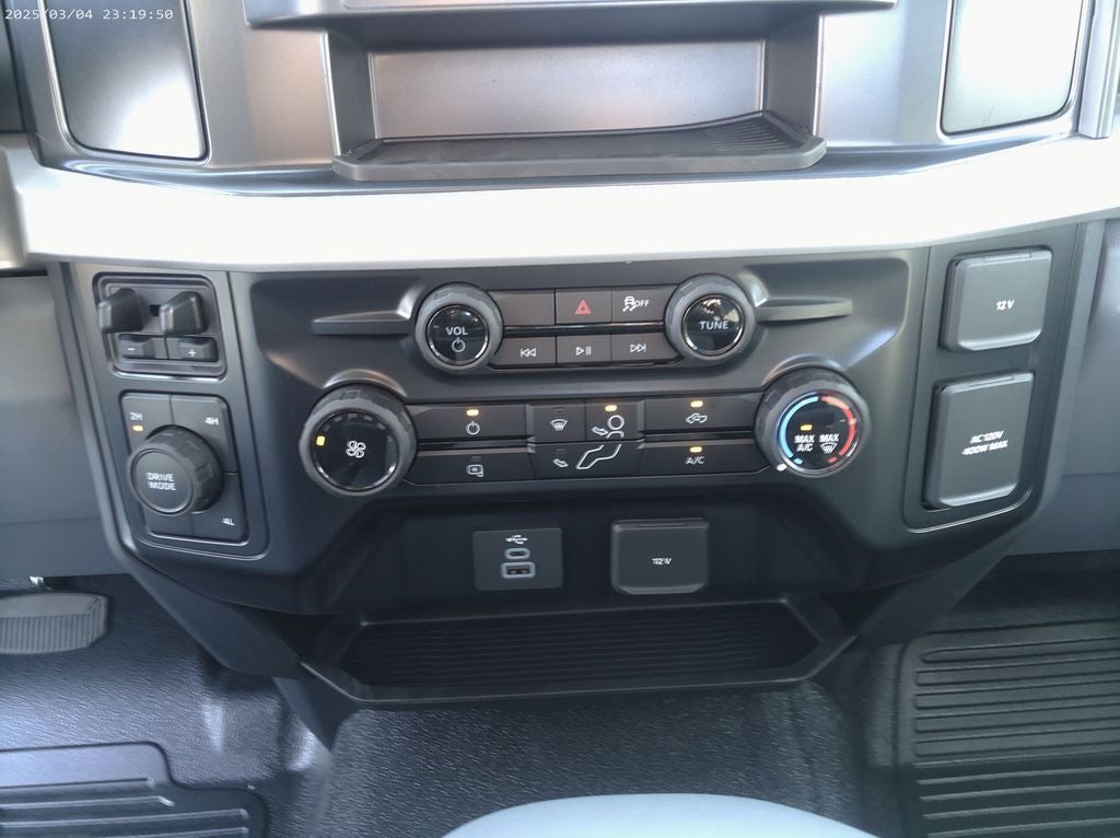 2025 Ford F-550SD XL DRW