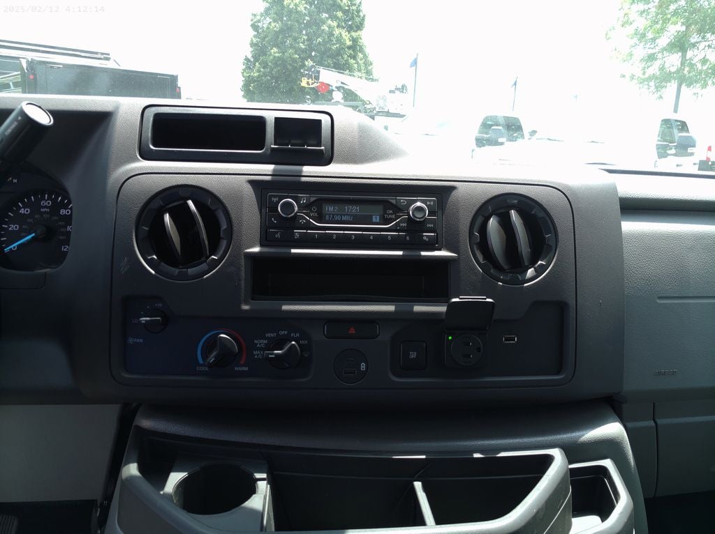 2026 Ford E-350SD Base Cutaway