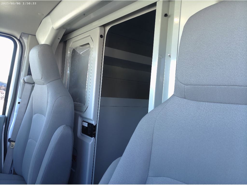 2026 Ford E-350SD Base Cutaway