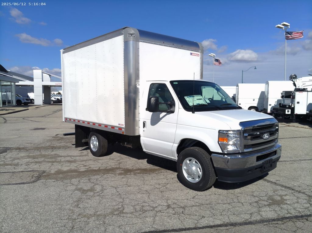 2026 Ford E-350SD Base Cutaway