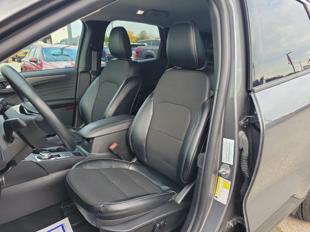 2023 Ford Escape Plug-In Hybrid Base