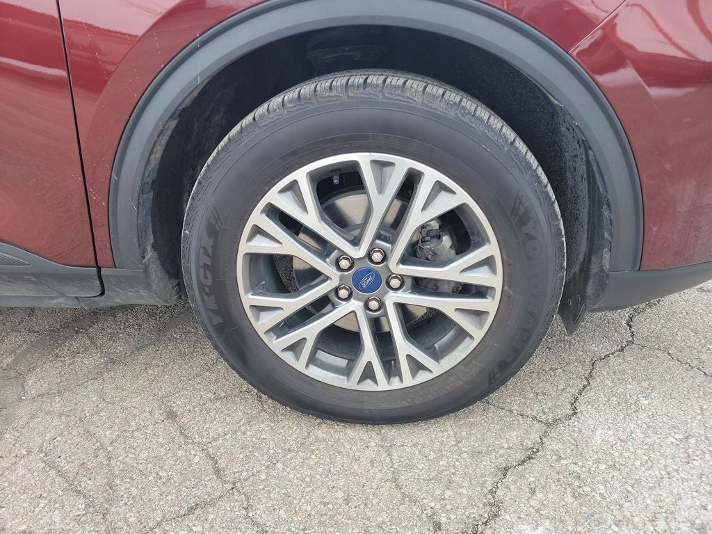 2021 Ford Escape SEL